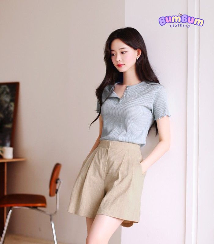 Quần short nữ ống rộng phối với áo gì cho nàng yêu style cá tính?